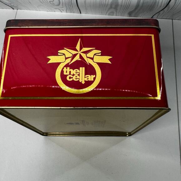 Crabtree & Evelyn London Collectible Hinged Tin Tree Fruit Cows 1985 10”x8” - Picture 2 of 7